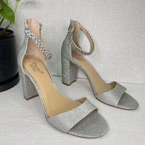 JEWEL BADGLEY MISCHKA Women's Louise Evening Sandals‎ SILVER 9M, B 270